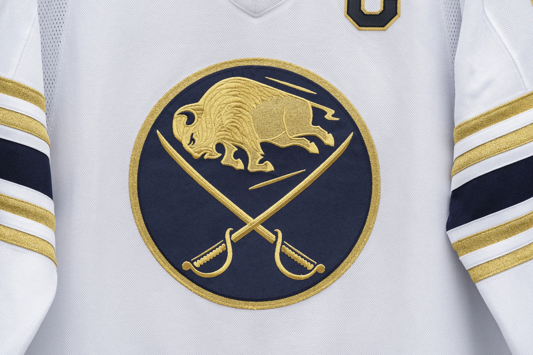 Buffalo sabres jersey hot sale gold